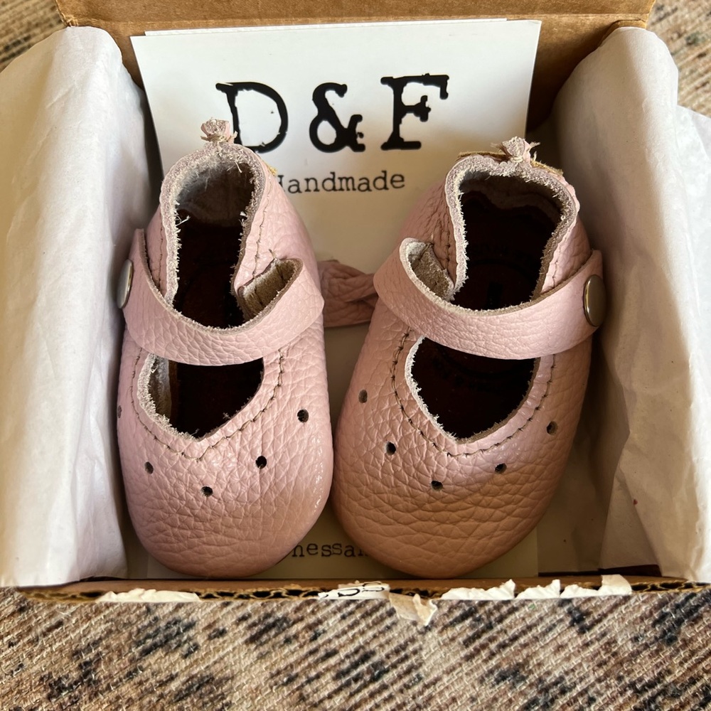 Duchess and fox newborn set